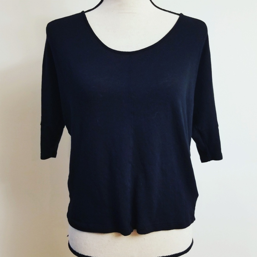 🍉 Express Black Crop Top